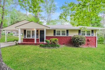5550 Longmeadow Ln Atlanta, GA 30349